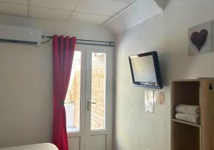 Hotels Hotel Le Carnon : photos des chambres