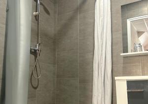 Hotels Hotel Le Carnon : photos des chambres