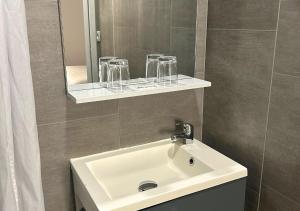 Hotels Hotel Le Carnon : photos des chambres