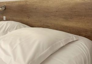 Hotels Hotel Le Carnon : photos des chambres