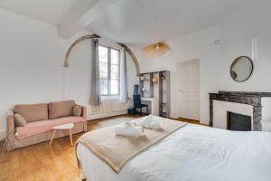 Appartements L-Arche des Carmes - Confort et Calme Hyper-centre : photos des chambres