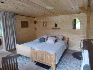 gemütliche Schlafhütte