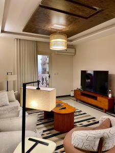 Modern 2BR near Katameya Heights