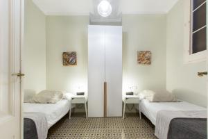 The Collection Barcelona - 4bedroom apart with balcony in Las Ramblas 3-2