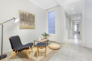 The Collection Barcelona - 4bedroom apart with balcony in Las Ramblas 3-2