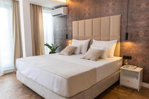 Urban Rooftop Apartment