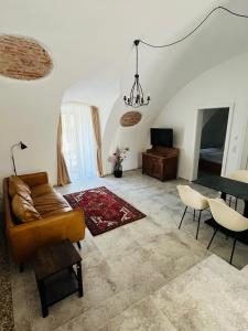 Apartment room in Kaiser von Österreich Historik- und Thermalhotel