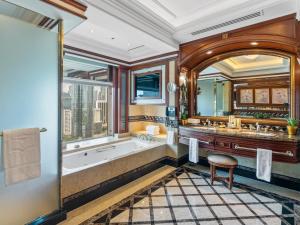 makati shangri la manila