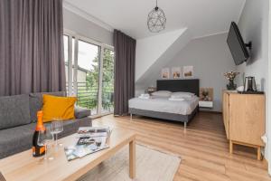 Przystanek Jantar - pokoje i apartamenty