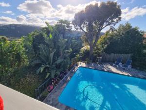 Modern Solar powered 1 bed studio apartment with amazing views