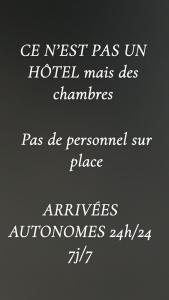 Hotels Les chambres Margot : Chambre Triple avec Salle de Bains Privative