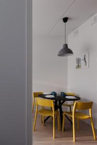 Tropical scandinavian 5-bed aparts by the airport Vantaa Martinlaakso