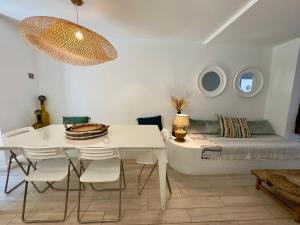 Tredici By SCLS Locations