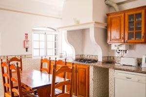 Altura House by LovelyStay