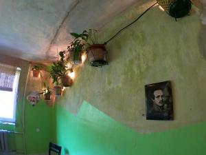 Poets sanctuary, 7 minutes walk from seaside
