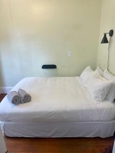 Beautiful West End Apartment