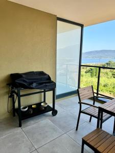 Appart tout équipé et vue sur la mer