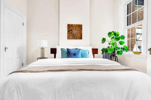 Local Landmark - Gorgeous Historic Home