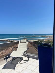 Appartements Spacious air-conditioned duplex with 270 degree sea views : photos des chambres