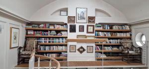 118 A Perfect Blend of Charm and Luxury