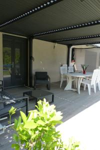 Chambre dhôte, SdB & accès privé, piscine, jardin