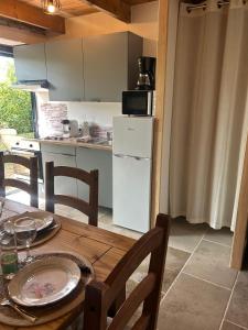 Maisons de vacances Gites sur Le Causse de St CHELS, charme sport et detente : photos des chambres