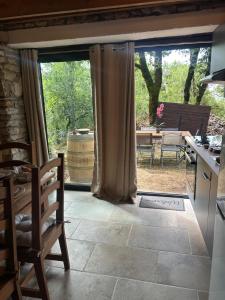 Maisons de vacances Gites sur Le Causse de St CHELS, charme sport et detente : photos des chambres