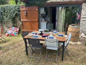Maisons de vacances Gites sur Le Causse de St CHELS, charme sport et detente : photos des chambres