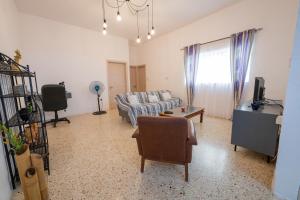 Coastal Charm Spacious 3-Bedroom Retreat Steps from the Beach