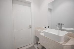 Mabaat-Superior 2BR-Al Yasmin 606