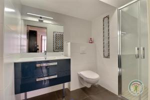 Maisons de vacances Les ormelles : photos des chambres