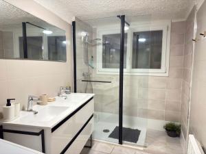 Maisons de vacances Valras-Loc Grande maison familiale : photos des chambres