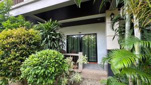 Phongphiphat Lanta Mansion