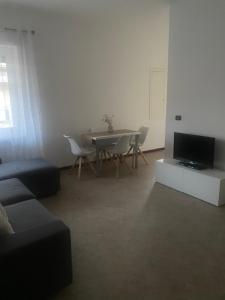 Casa Fiumara,Aeroporto,Aquario Genova