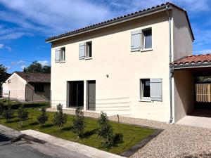 Maisons de vacances Maison Libourne 2 Chambres : photos des chambres