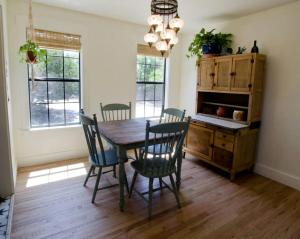 Stylish Hill Country Cabin for Relaxing Texas Vacations