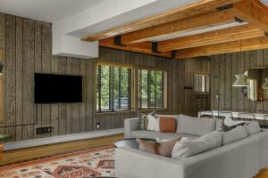 Alpine Cloud Retreat