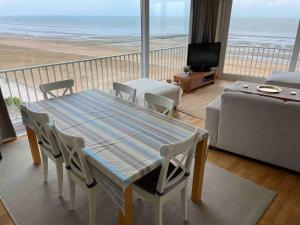 Magnifique appartement vue sur plage