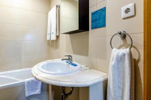 Family Room with Balcony (5 Adults) room in Hotel DAH - Dom Afonso Henriques