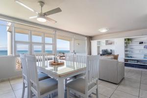 Ocean Pearl at Chakas Cove - Beachfront Apartment