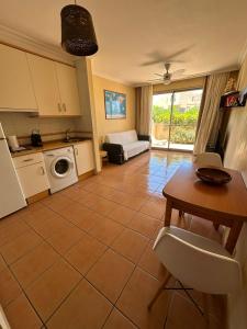 Alquilaencanarias-La Tejita Pirata!