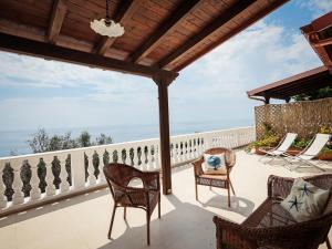 Apartment Grillo by Interhome