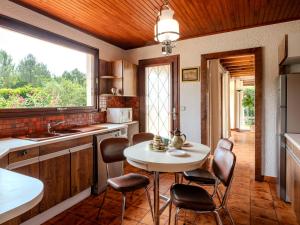 Maisons de vacances Holiday Home Roitelet by Interhome : photos des chambres