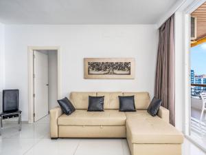 Apartment Castillo de Santa Clara-1 by Interhome