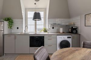 Renovated apartment with balcony in Visby