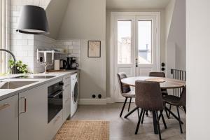 Renovated apartment with balcony in Visby