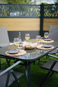 Appartements LE MUGEL cocooning SPA et proche calanques de Cassis : photos des chambres