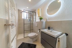 Modernes Apartment mit Burg- & Rheinblick