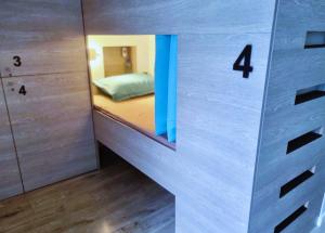 Auberges de jeunesse Lit 4 en 1ere Classe-Orly-T7-RER C&D : photos des chambres