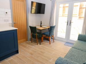 Courtyard Cottage Number 6